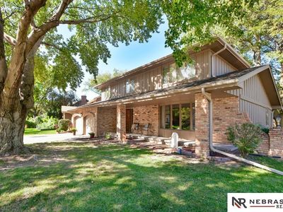 15708 Leavenworth St, Omaha, NE, 68118