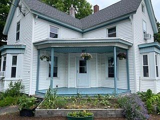 2nd image of 42 Vine St