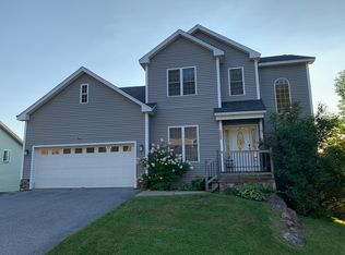 222 Abigail Dr, Colchester, VT 05446