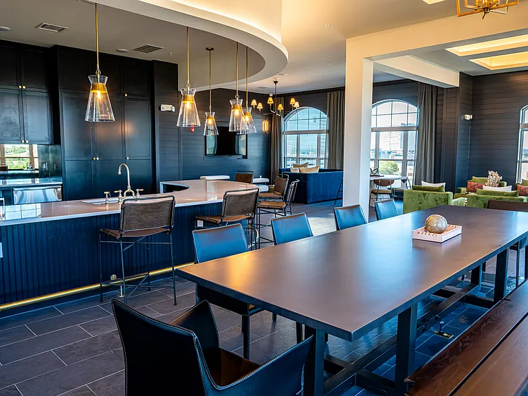 The View Residences — Photo 11