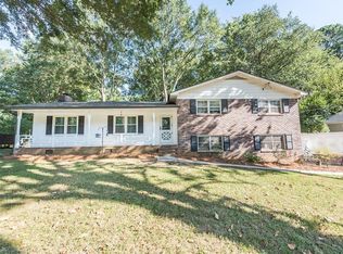 2492 Hidden Hills Dr, Marietta, GA 30066