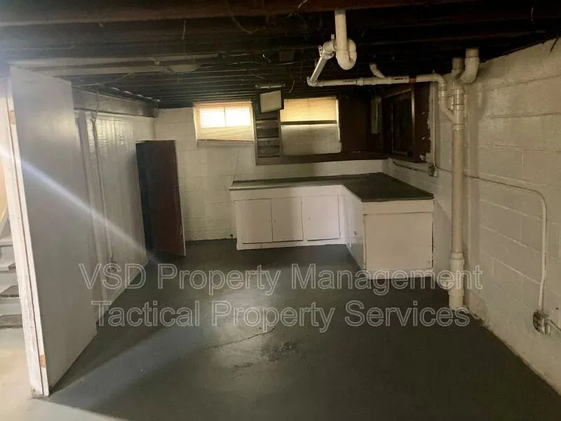 2 bed, 1.0 bath, 791 sqft, $1,295 — Photo 3