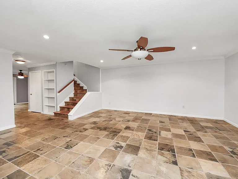 2588 Bering Dr — Photo 6