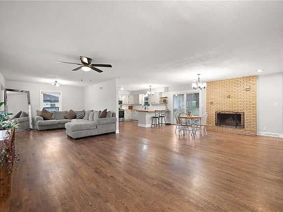 2nd image of 14505 Leipard Ln