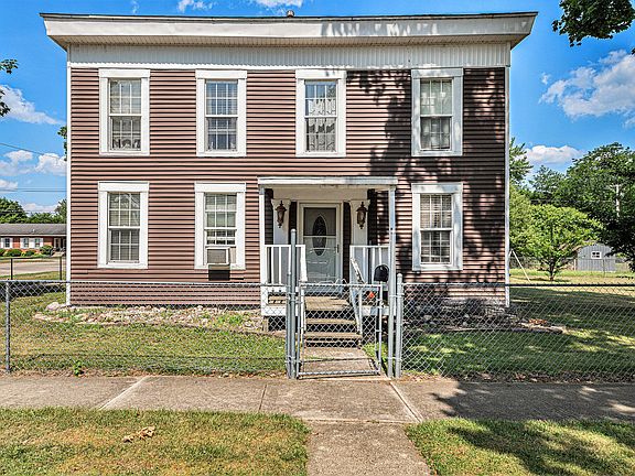 2nd image of 315 White Pigeon St