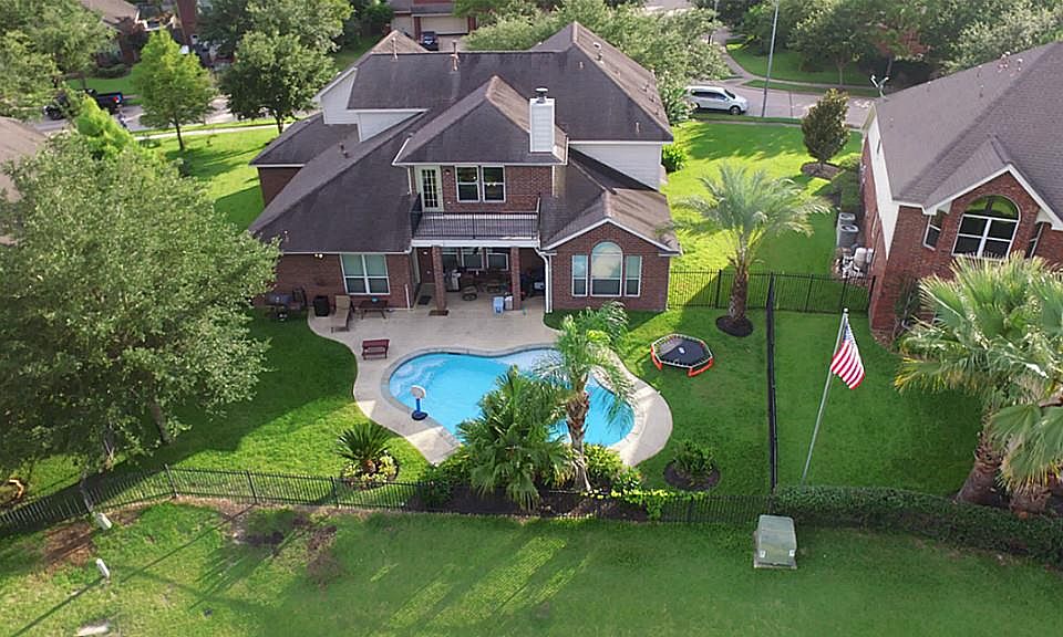 2nd image of 10318 Pavonia Dr