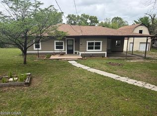 423 E 39th St, Joplin, MO 64804