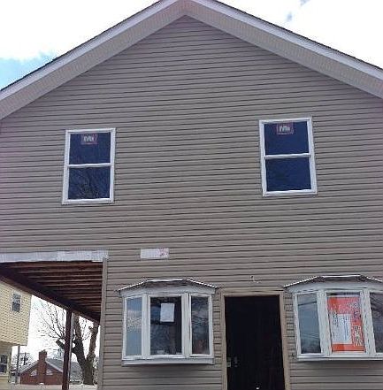 1st image of 256 Greengrove Ave