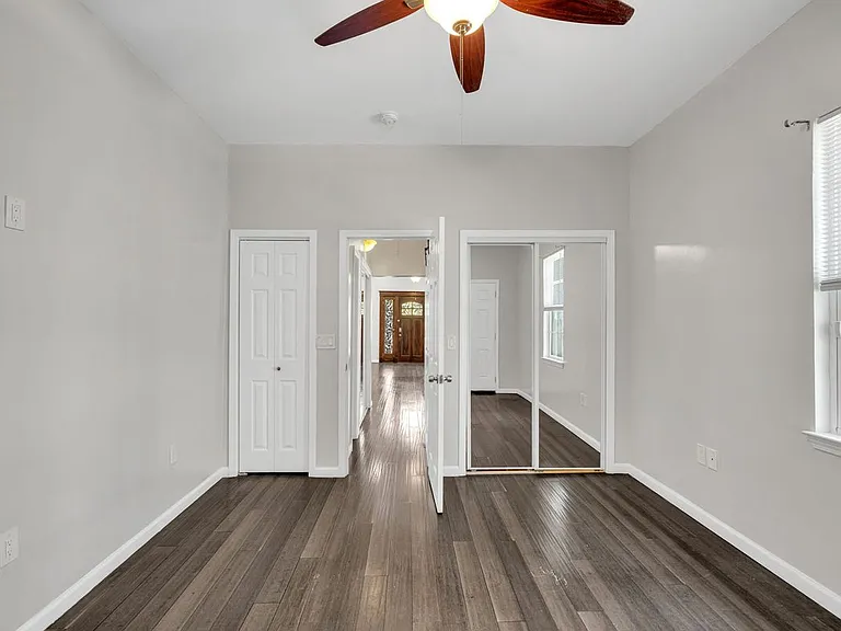 3025 Burdette St — Photo 4