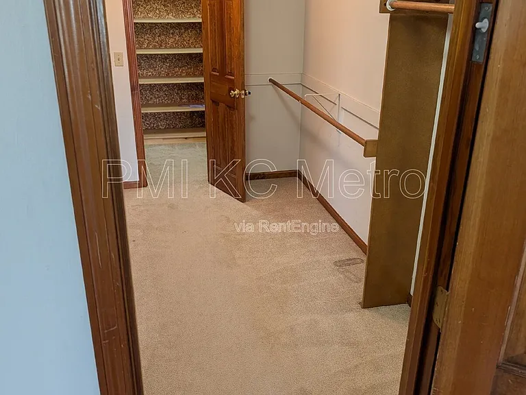 3905 SW 14th St — Photo 35