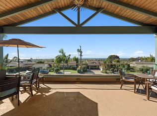 3354 Seacrest Dr, Carlsbad, CA 92008