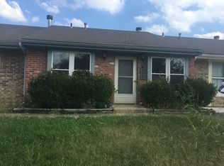 8327 NW Mace Rd, Kansas City, MO 64152