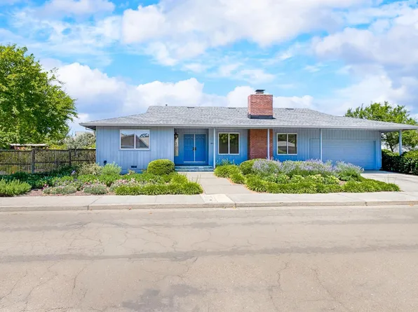 8817 Hood Mountain Circle, Santa Rosa, CA 95409