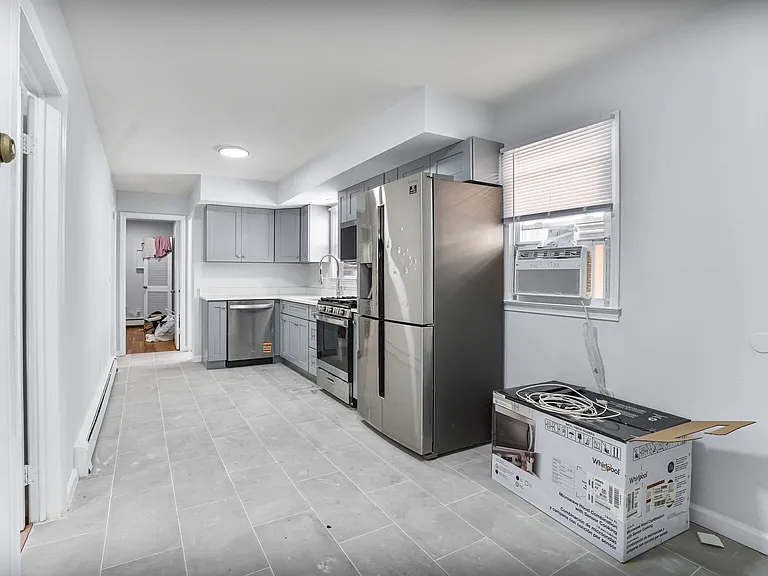 24 Kingsland Ave #1 — Photo 10