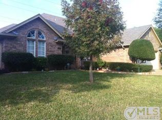 3413 Dorchester Dr, Bedford, TX 76021