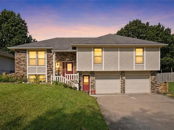 4006 N 31st St, Saint Joseph, MO 64506