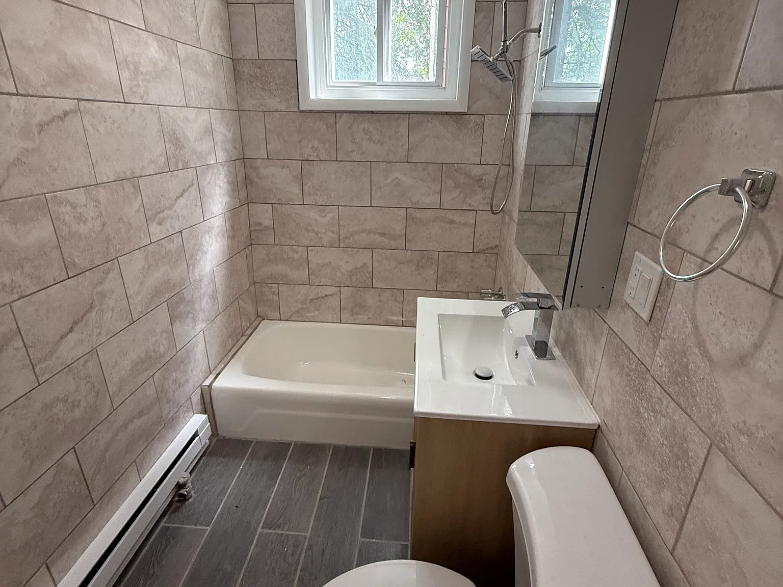 1 bed, 700 sqft, $1,750 — Photo 4