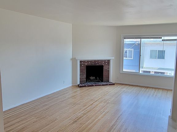 2nd image of 262 Mangels Ave