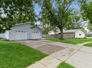 513 Garden Rd, Ames, IA 50010