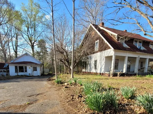 341 N Main St, Mooresboro, NC 28114