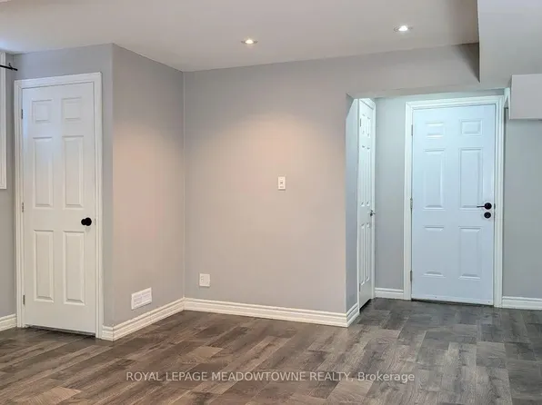 259 Queen Mary Dr #Basement, Brampton, ON L7A 3L6