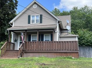 190 Main St, Sterling, CT 06377