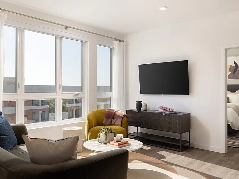 Resa Long Beach — Photo 48
