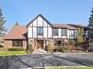 701 N Maple St, Prospect Heights, IL 60070