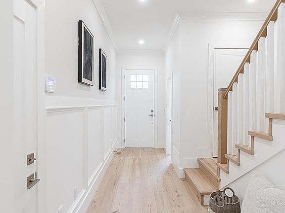 4th image of 16612 18a Ave #102
