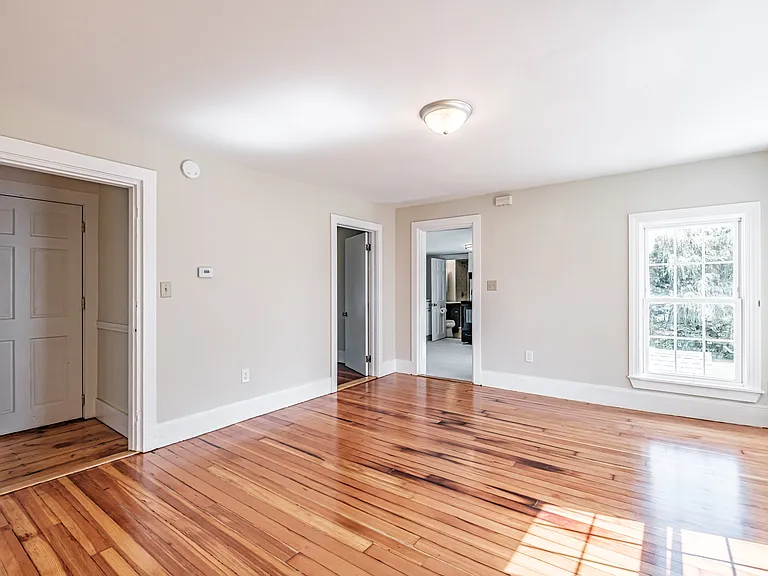 533 Washington Ave #2 — Photo 18