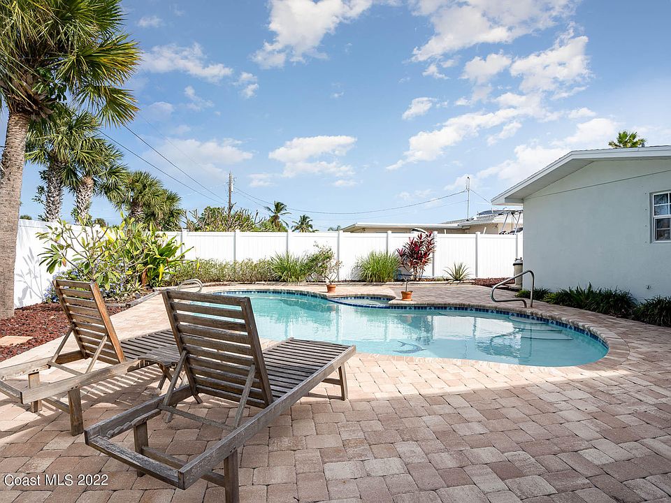131 E Arlington St, Satellite Beach, FL 32937 Zillow