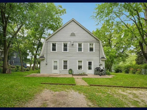 115 E Lake Ln, Richfield, WI 53017
