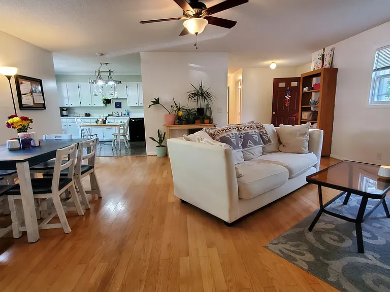 1709 Oak Hill Dr — Photo 12