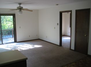 62 Summer St #62, Amherst, MA 01002