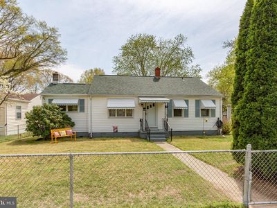 216 Locust Ave, Colonial Beach, VA, 22443