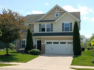 13533 Hawks Nest Dr, Fishers, IN 46037