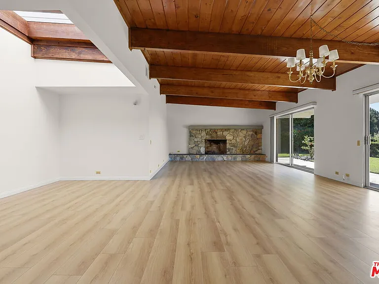 1340 El Hito Cir — Photo 5