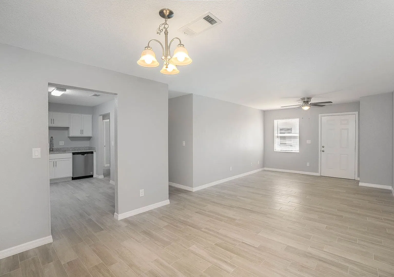 321 Sun Dial Court — Photo 3