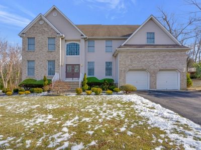 12 Hickory Ln, Green Brook, NJ, 08812