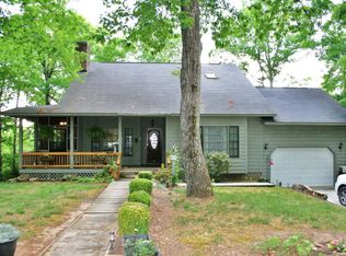 499 River Bend Ln, Sanford, NC 27330