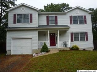625 Lawrence Ave, Toms River, NJ
