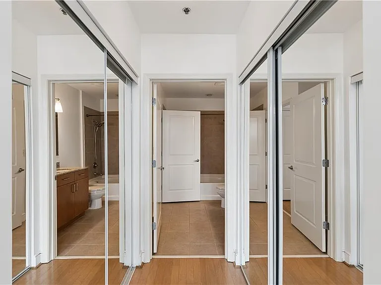 950 W Peachtree St NW #1413 — Photo 11