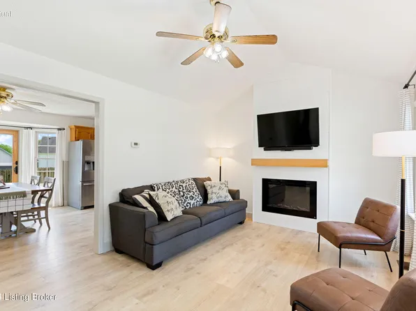 230 Aulbern Dr E, Mount Washington, KY 40047