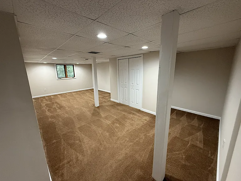 83 Winterberry Ct — Photo 23