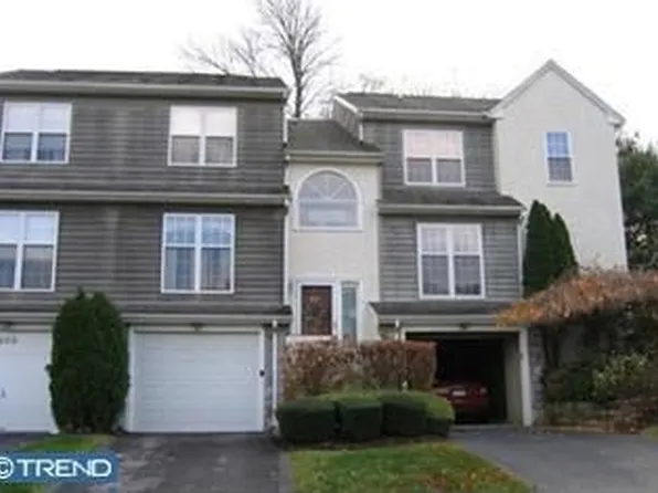 201 Moria Pl, Aston, PA 19014