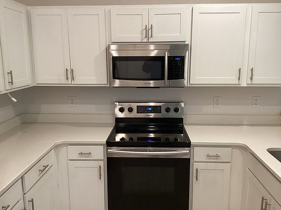 2nd image of 6533 Polly Ln