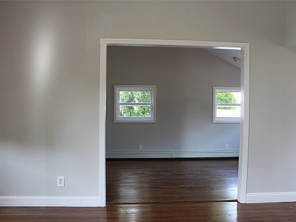 4th image of 4 Franklin Ave