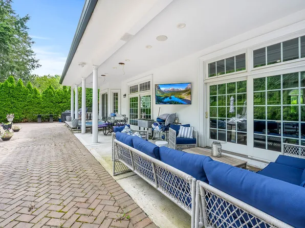 373 Ocean Terrace image 32 of 47