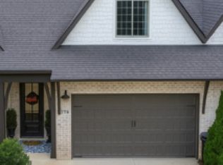 1718 W Farmville Rd, Auburn, AL 36830