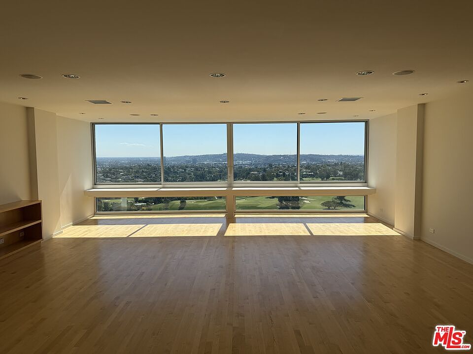 2nd image of 2220 Avenue Of The Stars Unit 1905